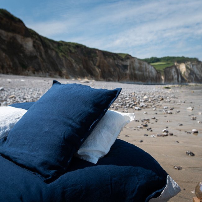 Taie d'Oreiller en Lin Lavé Bleu Nuit