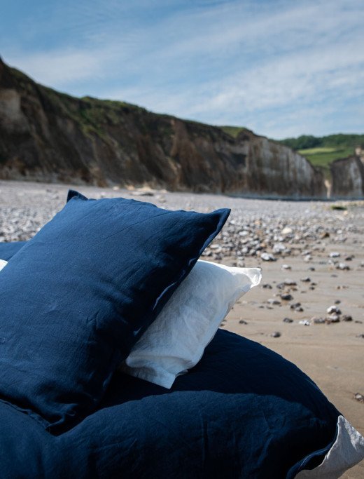 Taie d'Oreiller en Lin Lavé Bleu Nuit