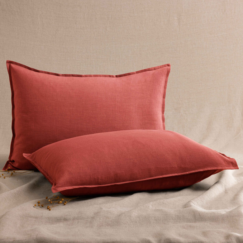 Taie d'Oreiller en Lin Lavé Rouge Figue - Embrin