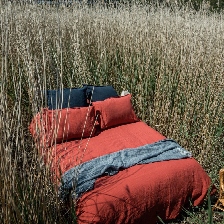 Taie d'Oreiller en Lin Lavé Rouge Figue - Embrin