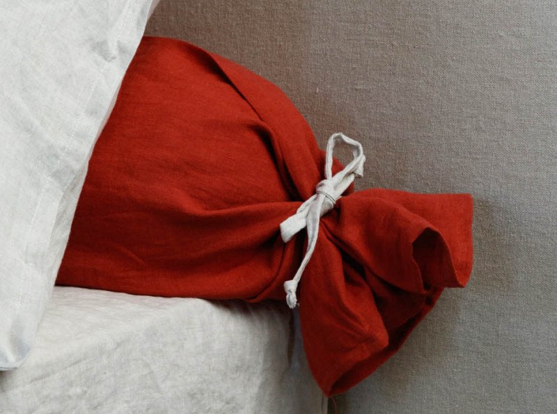 Taie de Traversin en Lin Lavé Rouge Figue