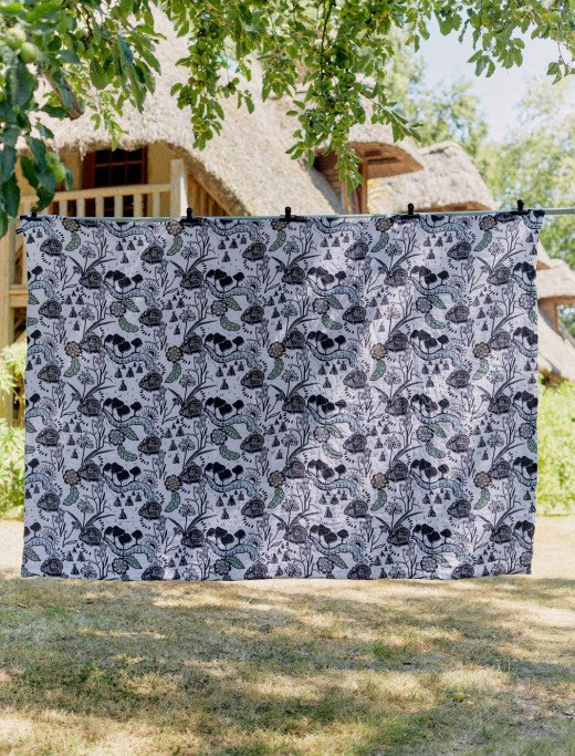 Courtepointe en Lin Lavé Chaumière en Bord de Rivière