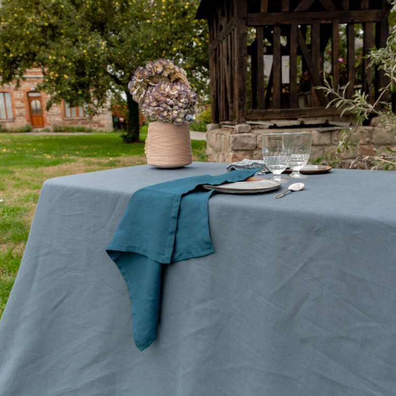 Slate Washed Linen Tablecloth - Embrin