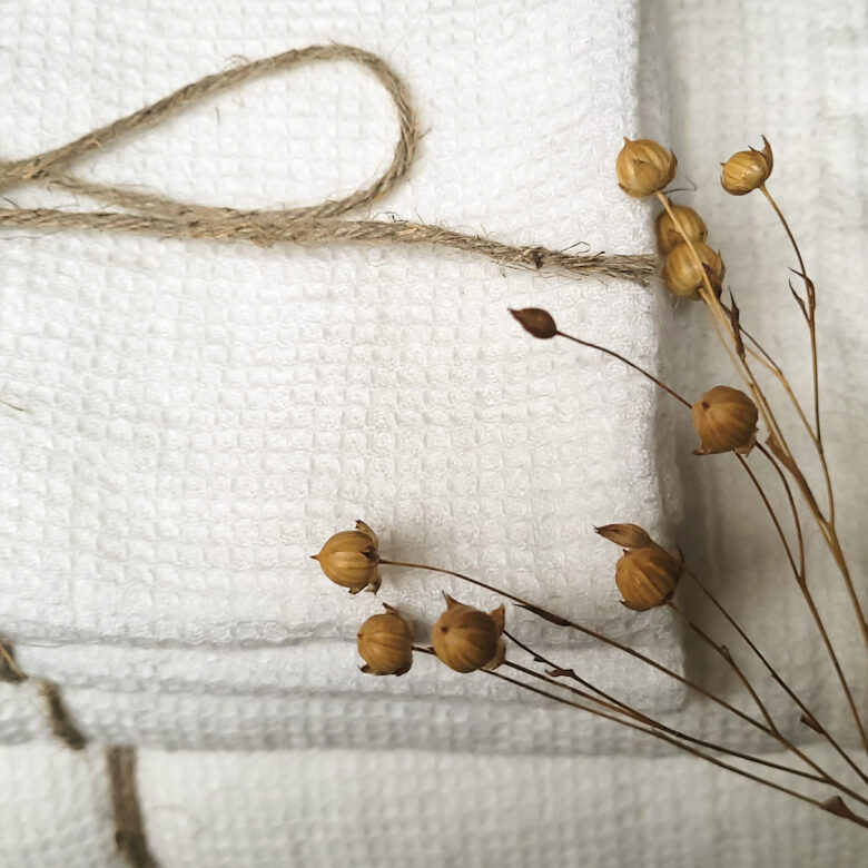 Washed Linen Honeycomb Towel in Chalk White - Embrin