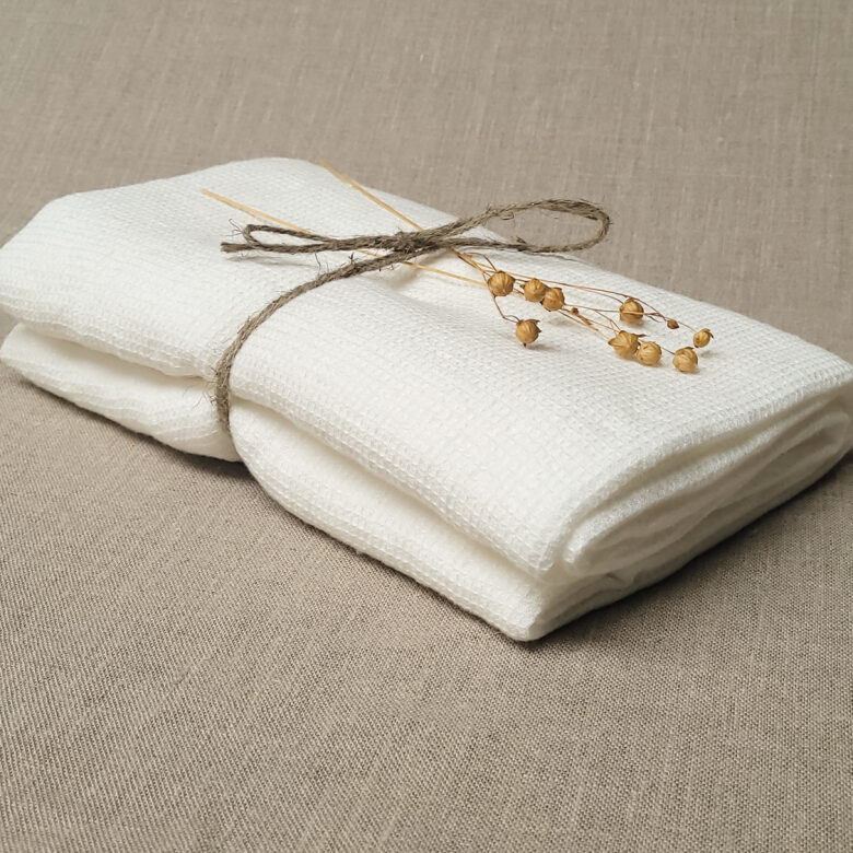 Washed Linen Honeycomb Towel in Chalk White - Embrin