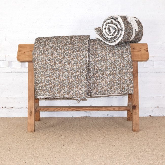 Courtepointe en Lin Lavé Romance dans la Jachère Fleurie