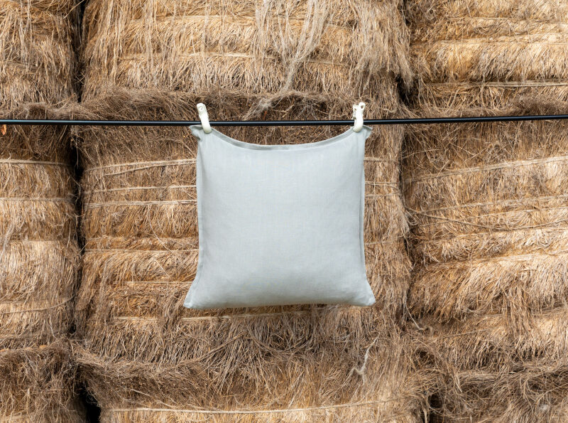 Housse de coussin en lin lavé Gris Argile