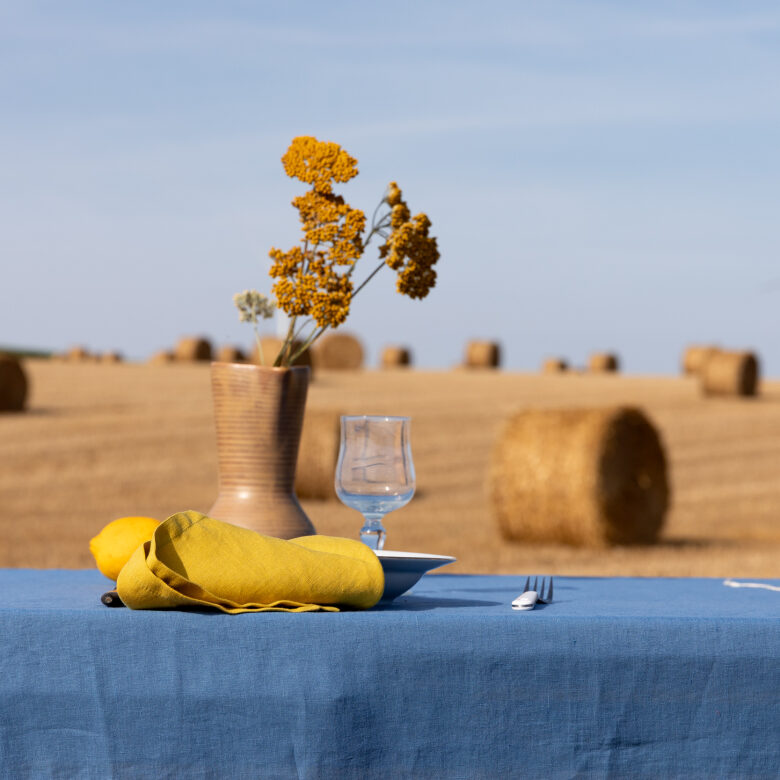 Nappe en lin lavé Bleu Azur - Embrin