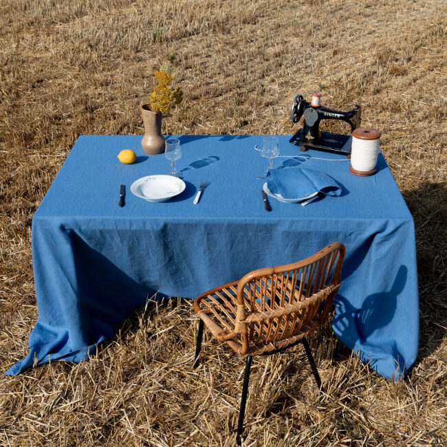 Nappe en lin lavé Bleu Azur