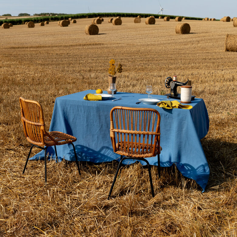 Nappe en lin lavé Bleu Azur - Embrin