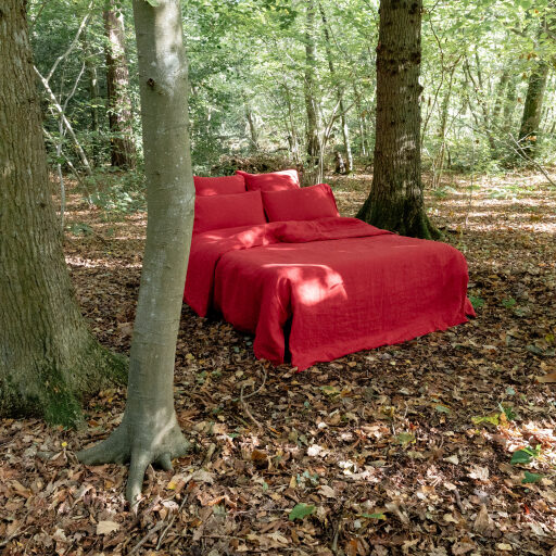 Washed linen duvet cover in Red Groseille