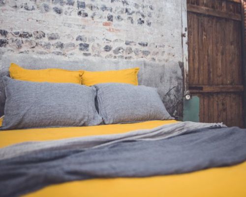 Drap en lin jaune